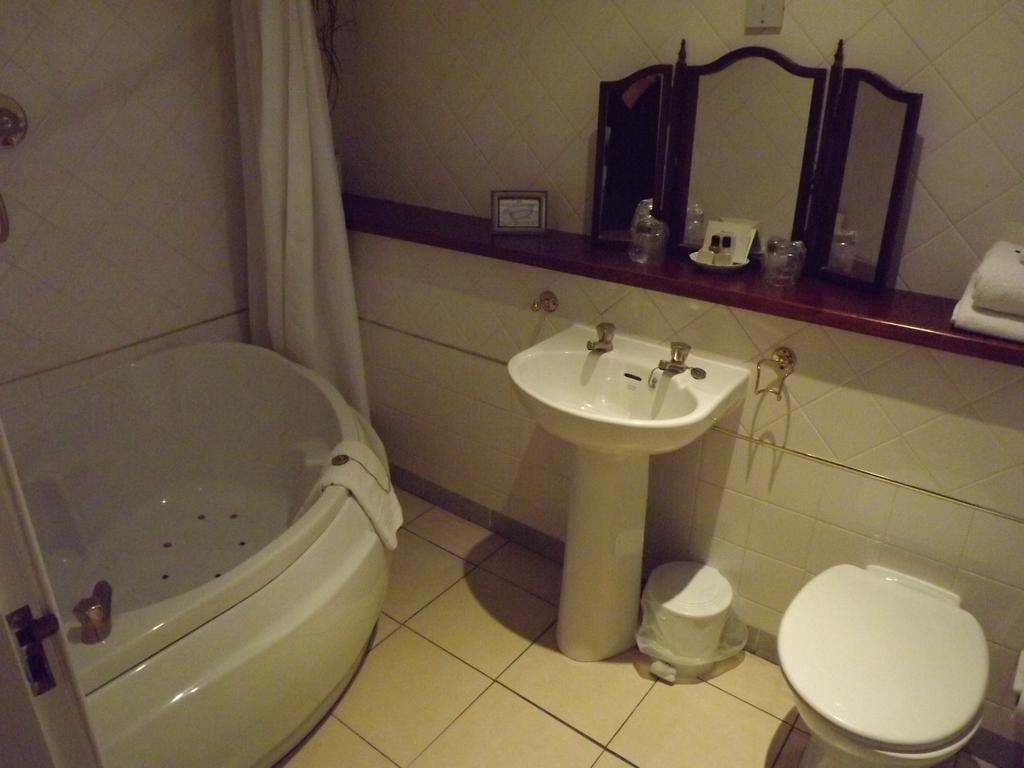 The Hotel Broughty Ferry Данди Экстерьер фото